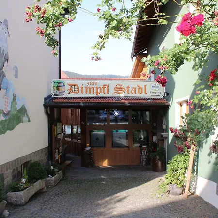 Szálloda Bayerische Gastwirtschaft Dimpfl-stadl