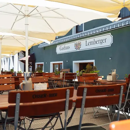 Bayerische Gastwirtschaft Dimpfl-stadl Lam