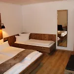 Hotel Bayerische Gastwirtschaft Dimpfl-stadl 3*