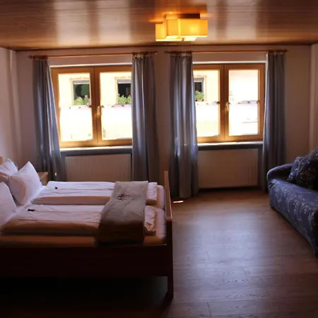 Bayerische Gastwirtschaft Dimpfl-stadl Hotel 3*