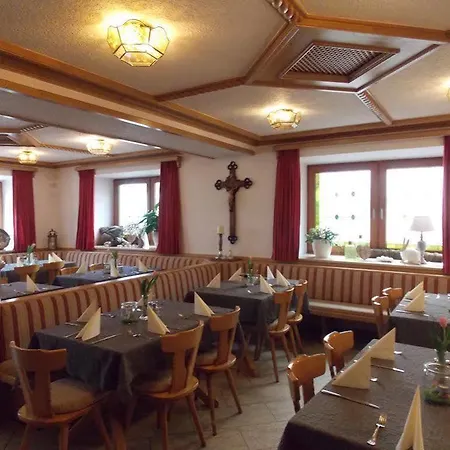 Bayerische Gastwirtschaft Dimpfl-stadl Hotel
