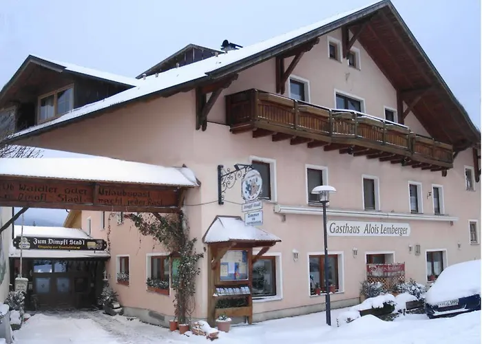 Bayerische Gastwirtschaft Dimpfl-stadl Отель 3*